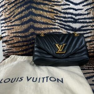 Louis Vuitton new wave handbag